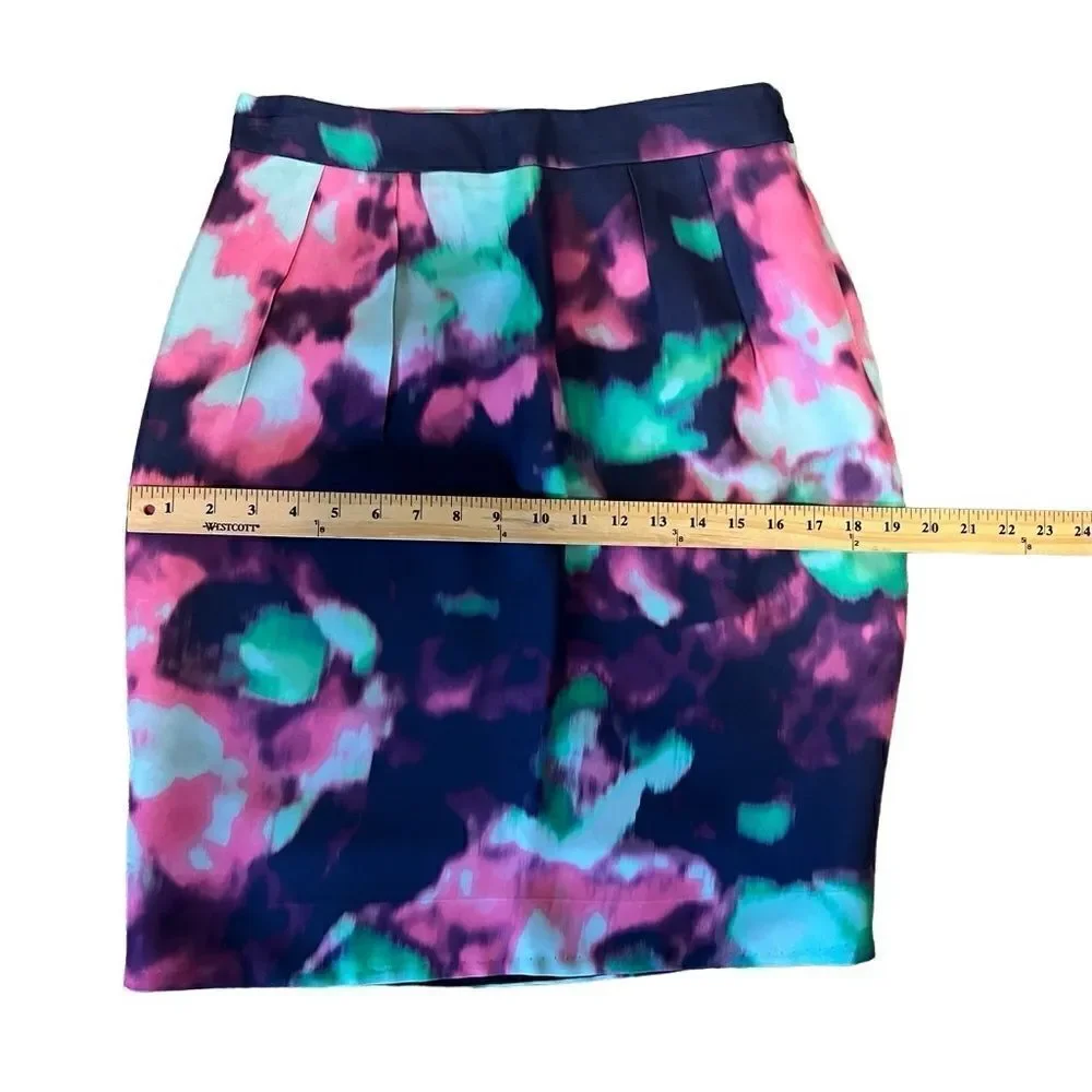 Kate Spade Barry Pink Purple Blue Green Watercolor Skirt. Sz 4. Good Condition